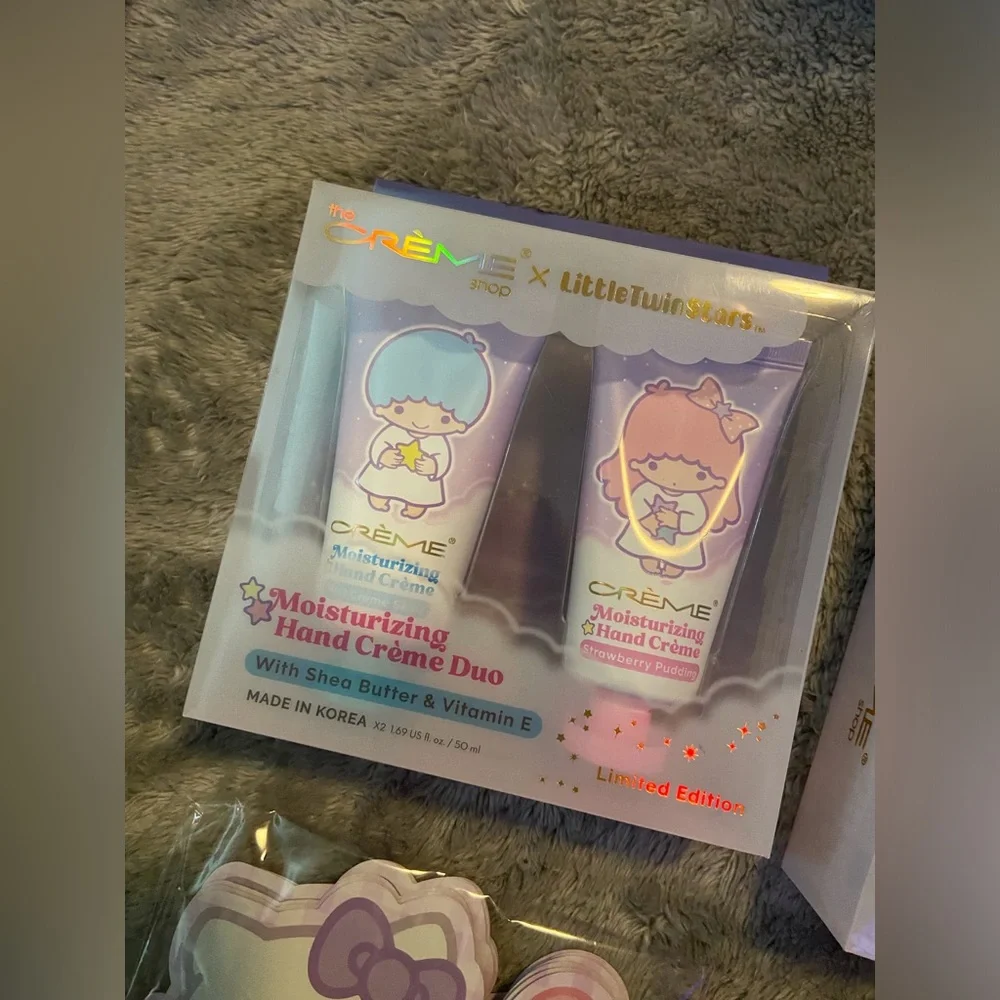 Hello Kitty Bundle - Picture 4 of 4